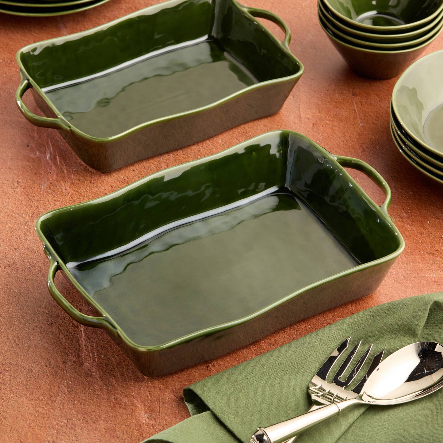 Verde Large Rectangular Baker 16x10.25x3in