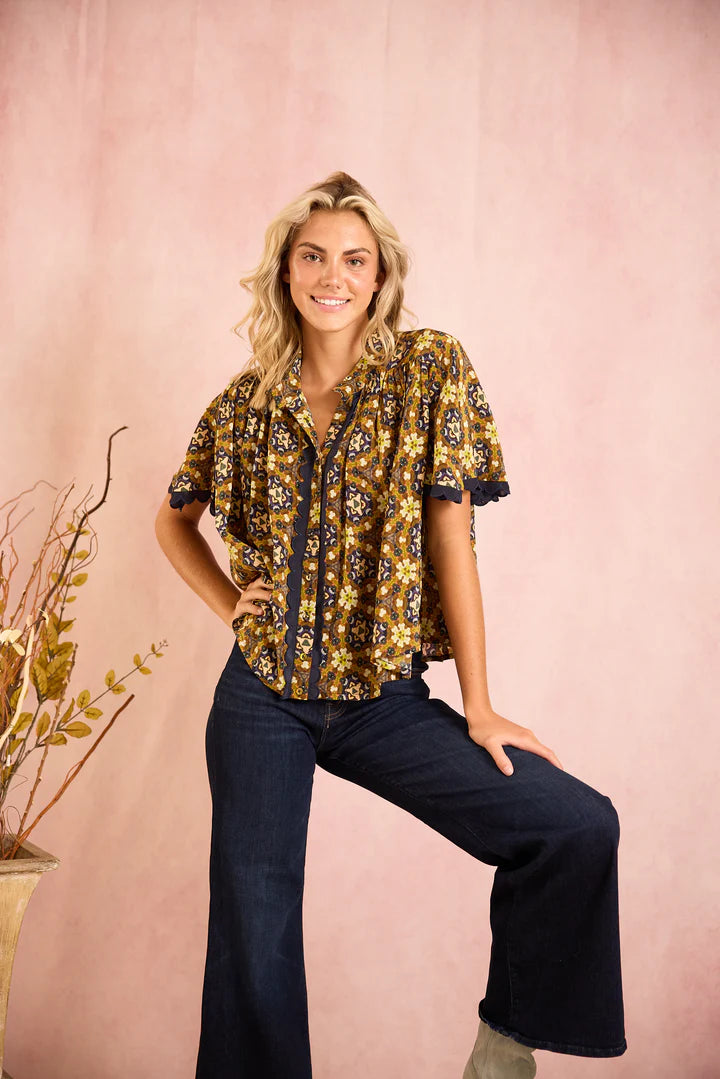 Brooks Avenue Parham Gathered Blouse - Chestnut Swirl