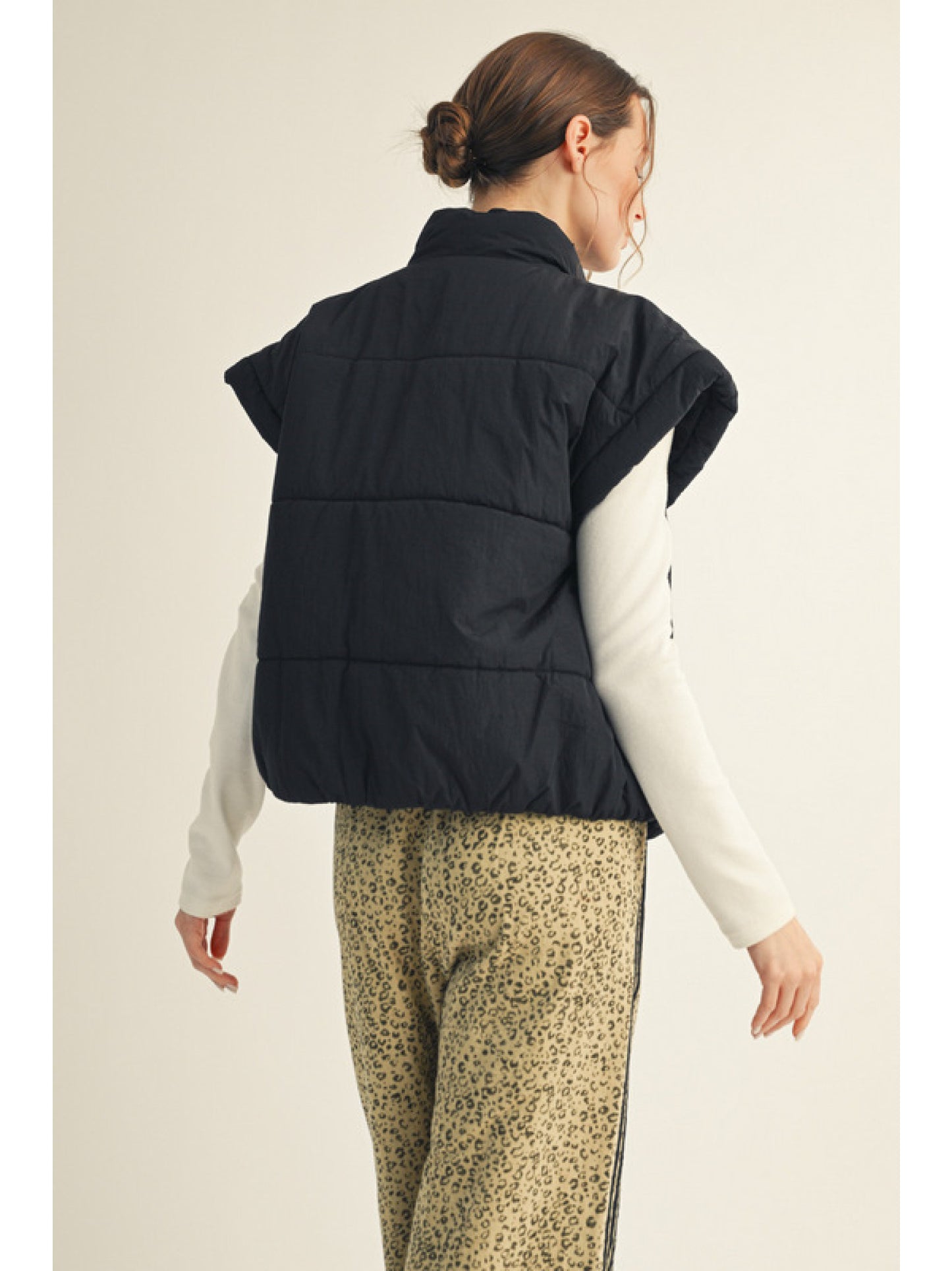 Puffer Vest - Black / Ivory