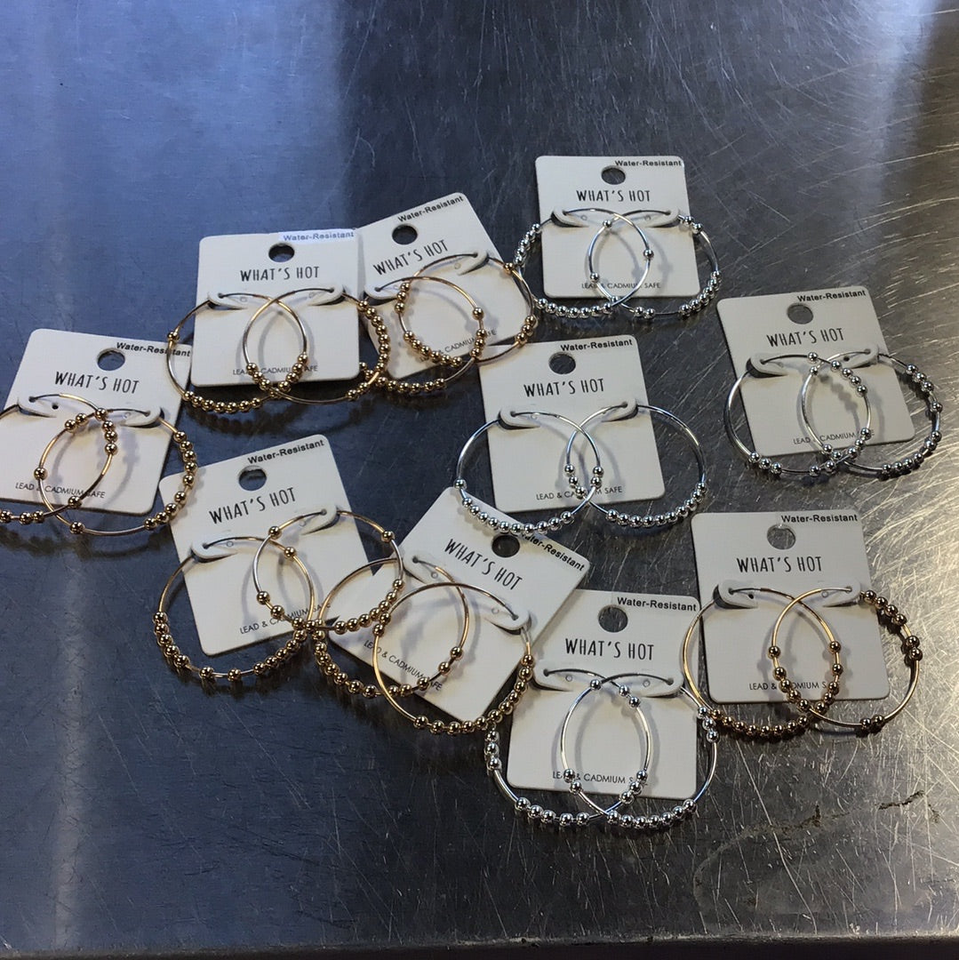 WH ME1160 hoop with beads