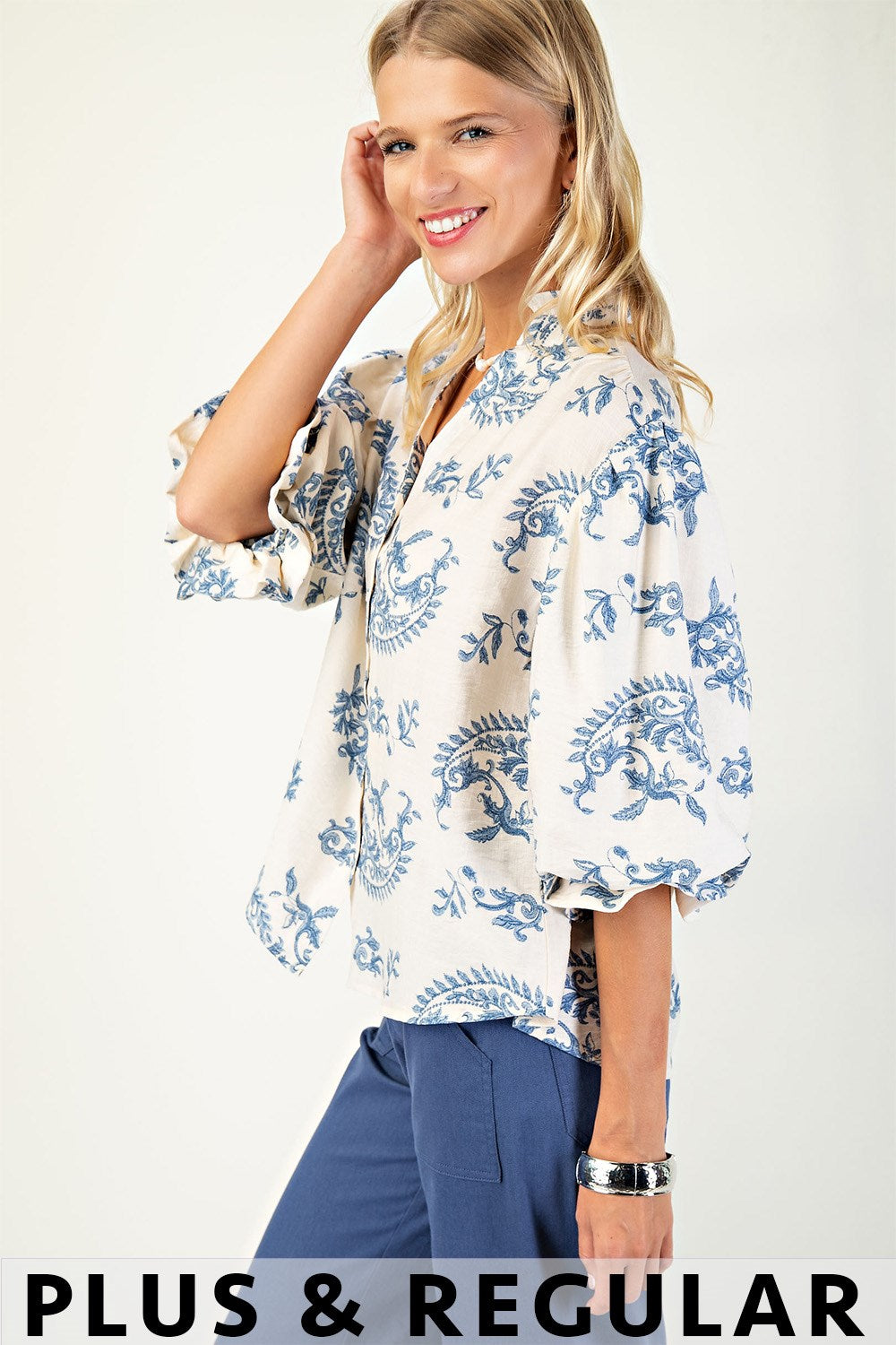 Blue Floral V-Neck 3/4 Sleeve Button Down Top