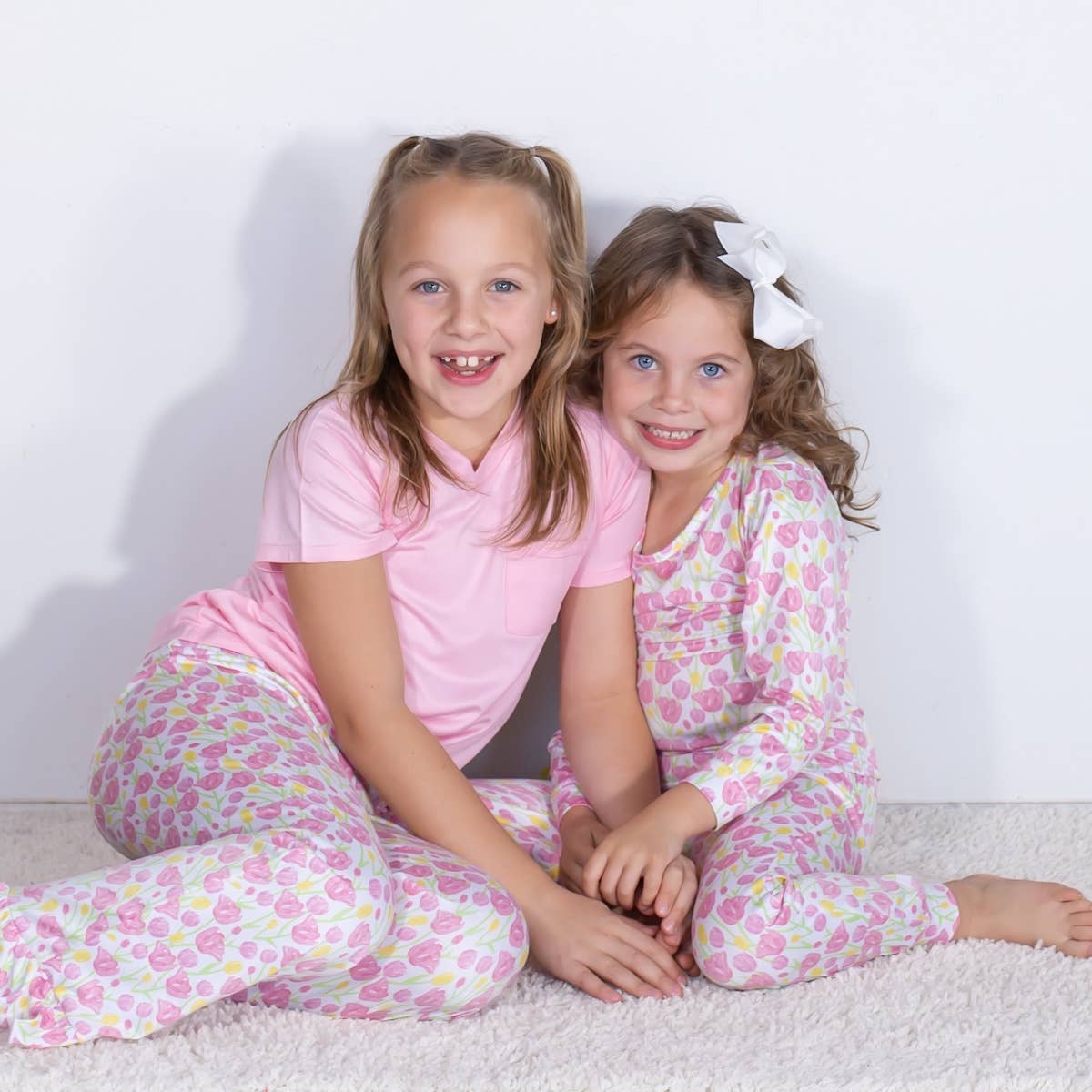 Kid's Tulip Fields Long Sleeve Pajama Set