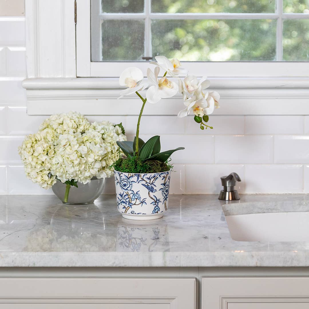 New! Classic Linen Patterned 3 Wick Candle