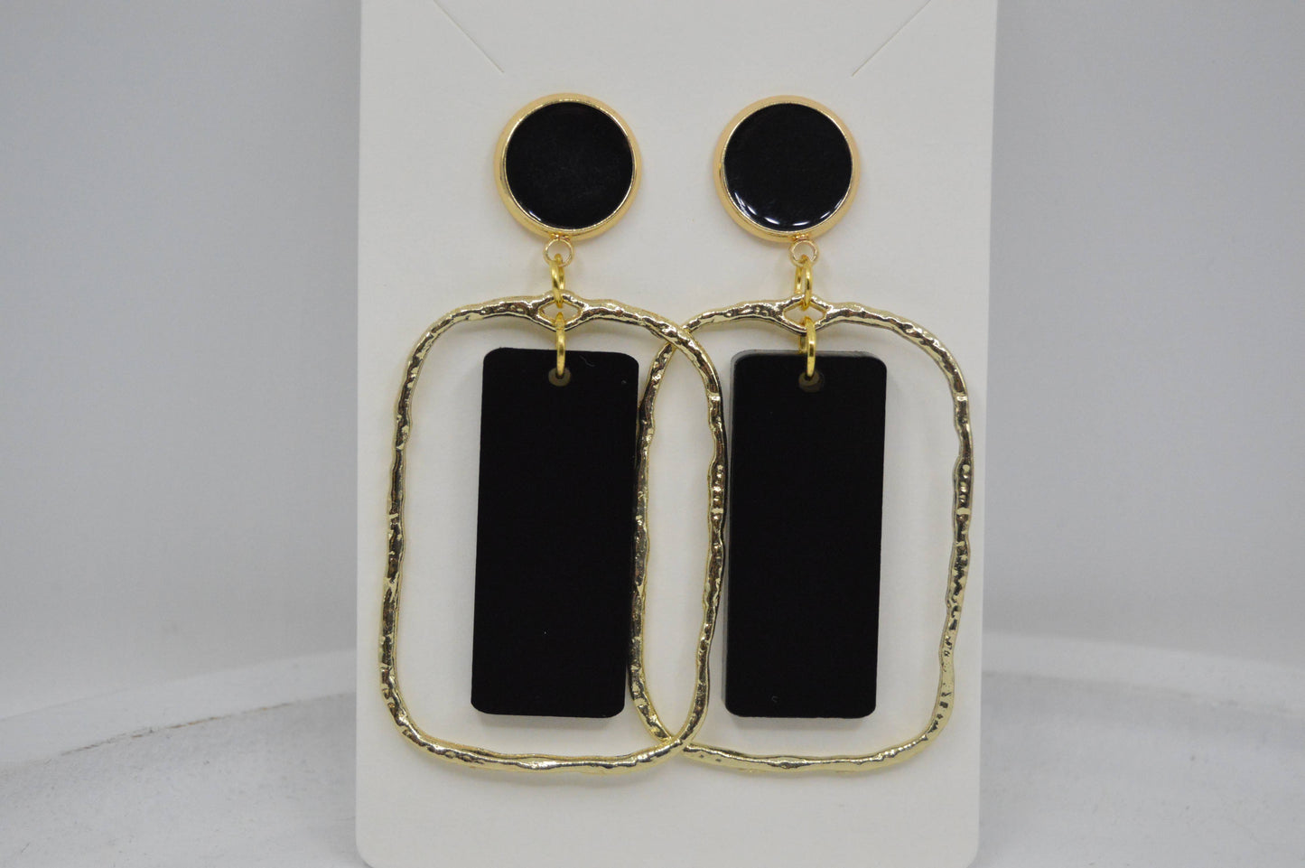 Black and gold acrylic earring, classic, Neutral, classy