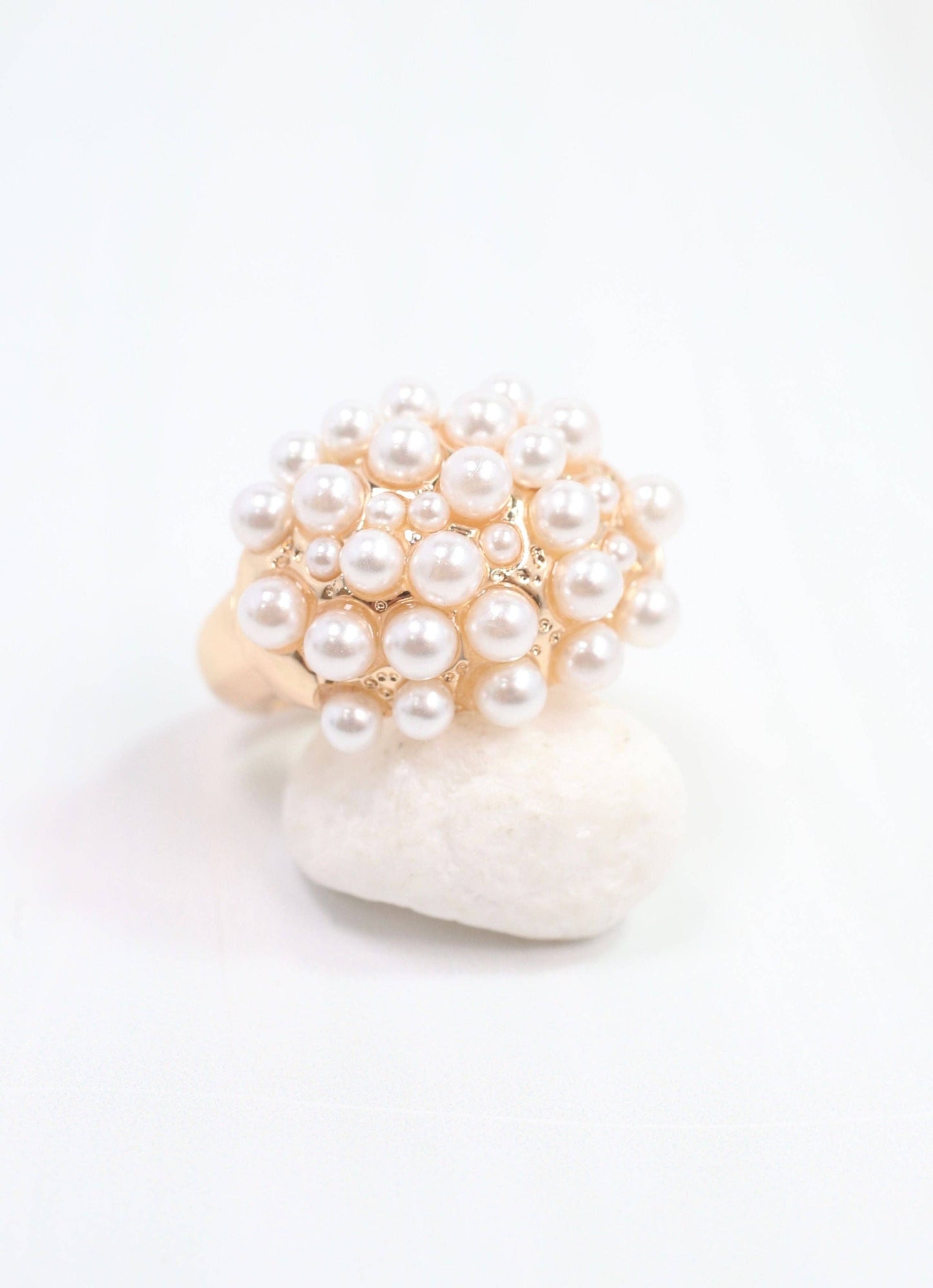 Godwin Pearl Stretch Ring Gold