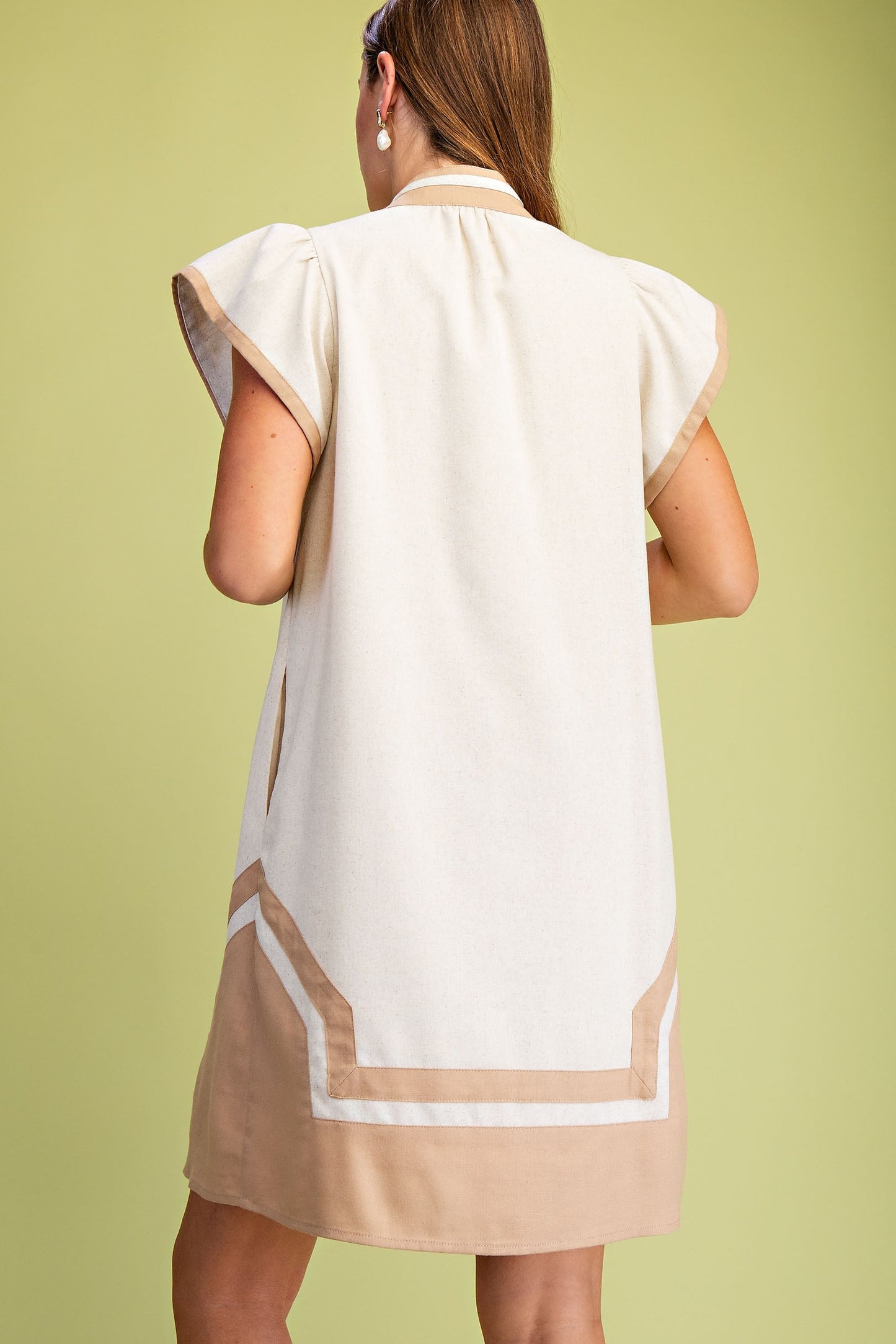 Linen V-neck Midi Dress