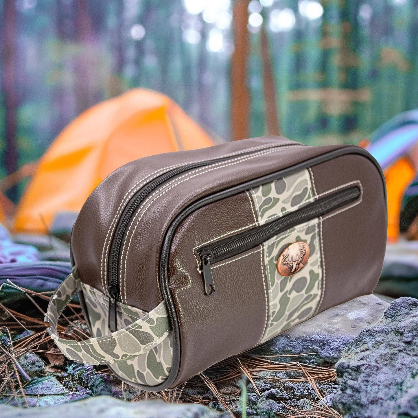 Buck Brown Pebble Old School Camo Men's Toiletry Dopp Bag.