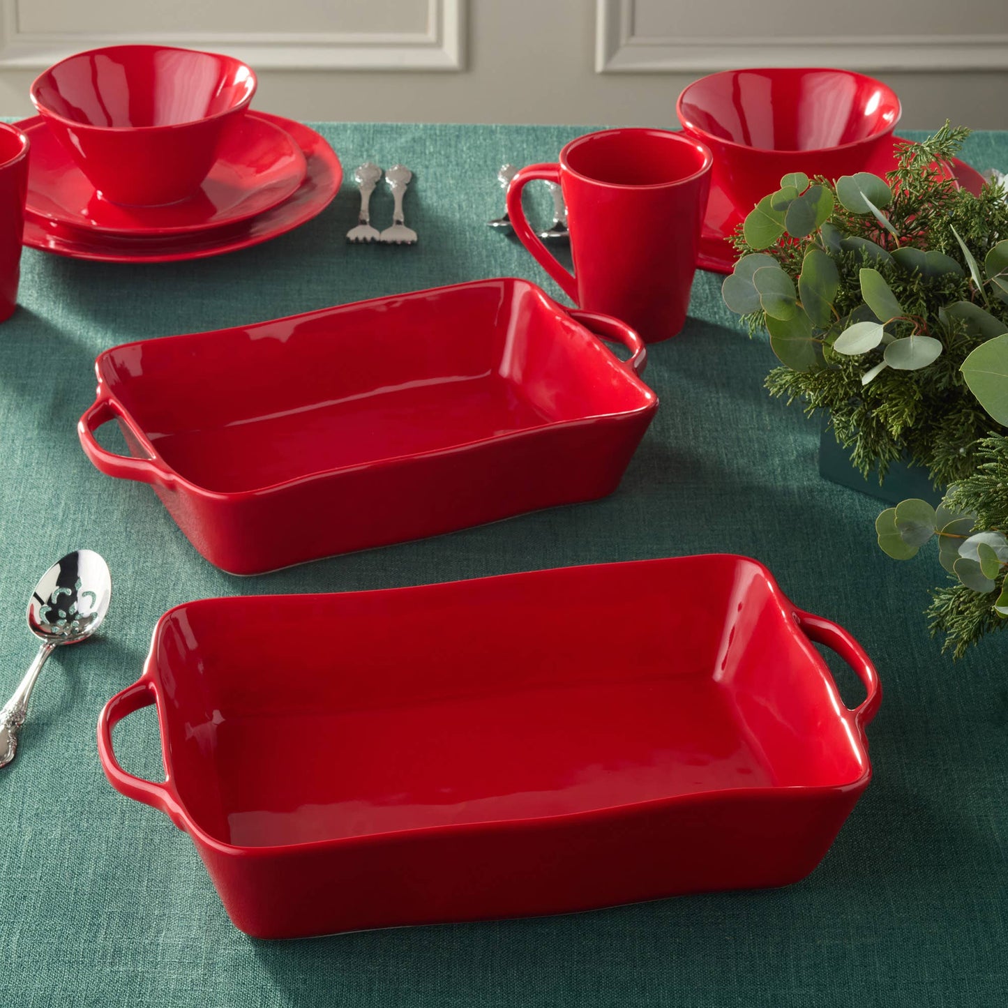 Berry Red Large Rectangular Baker 16" x 10.25" x 3"