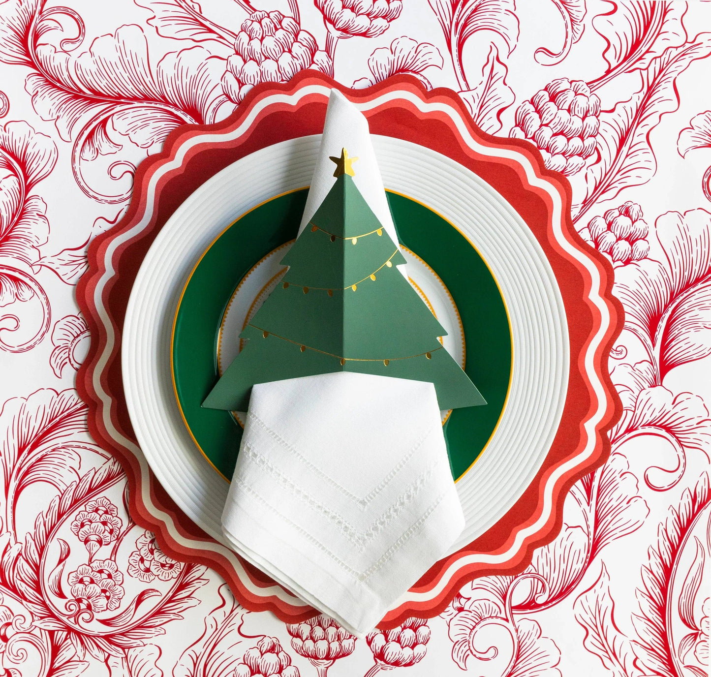 Red Fancy Scallop Paper Placemats