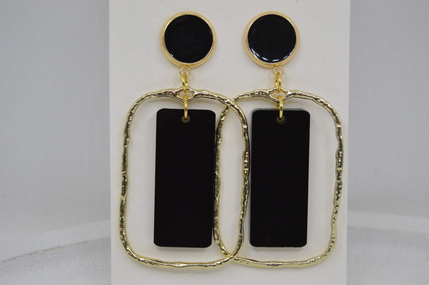 Black and gold acrylic earring, classic, Neutral, classy