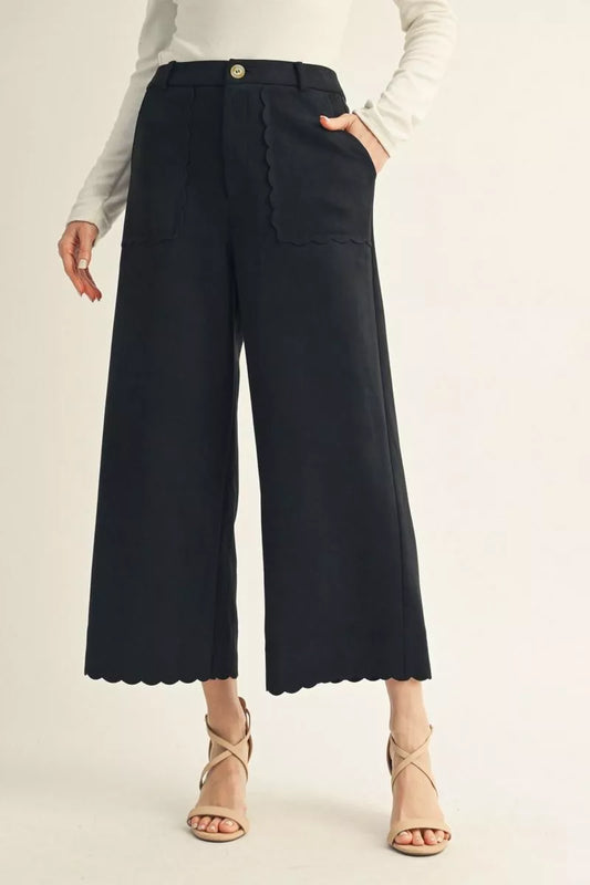 The Evelyn Fall Scalloped Pant