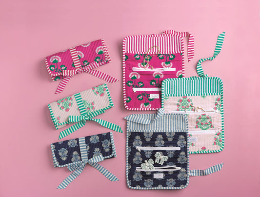 Quilted Jewelry Roll ( 3 Colors )