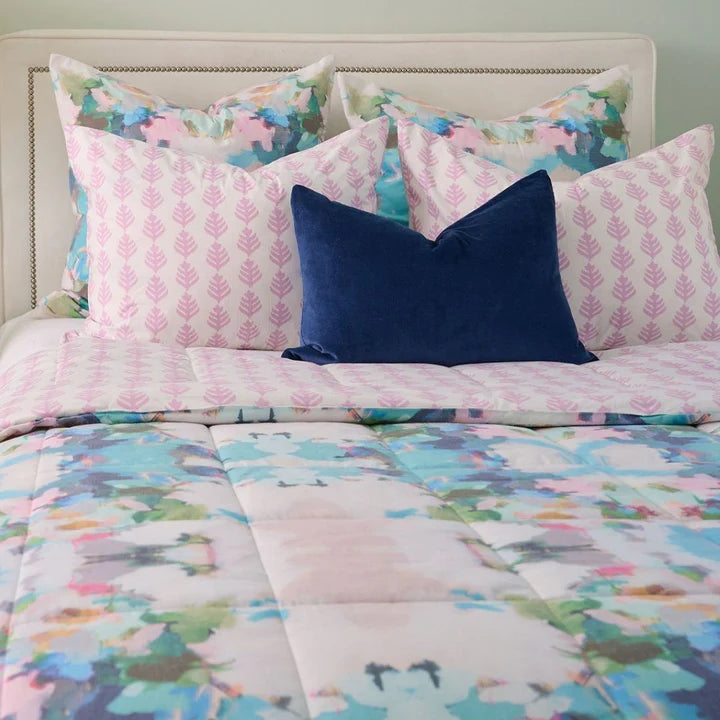 Laura Park - Park Avenue Comforter Set