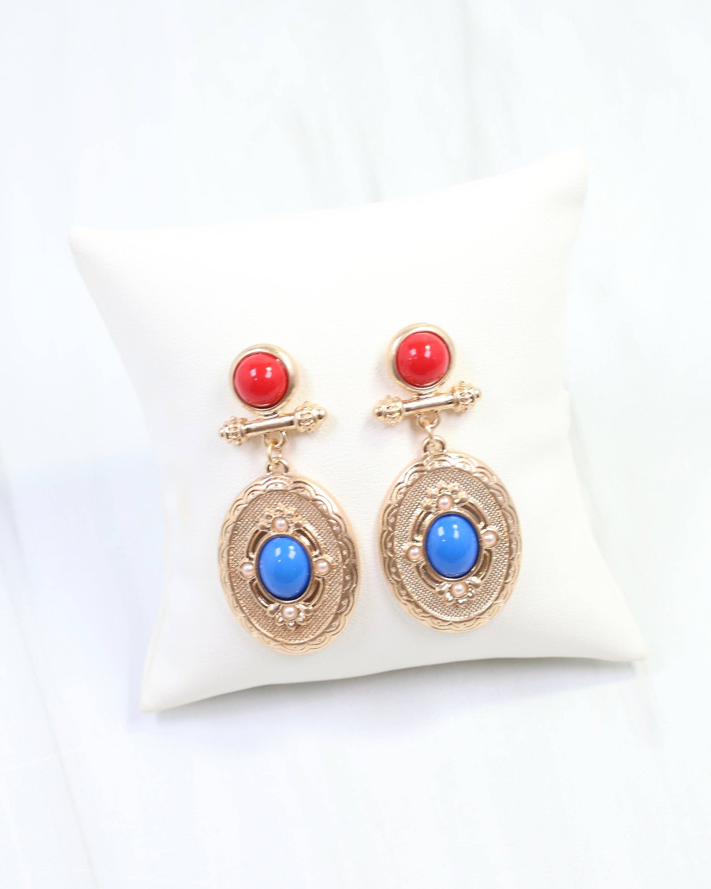 Beyan Oval Drop Earring - Blue & Red