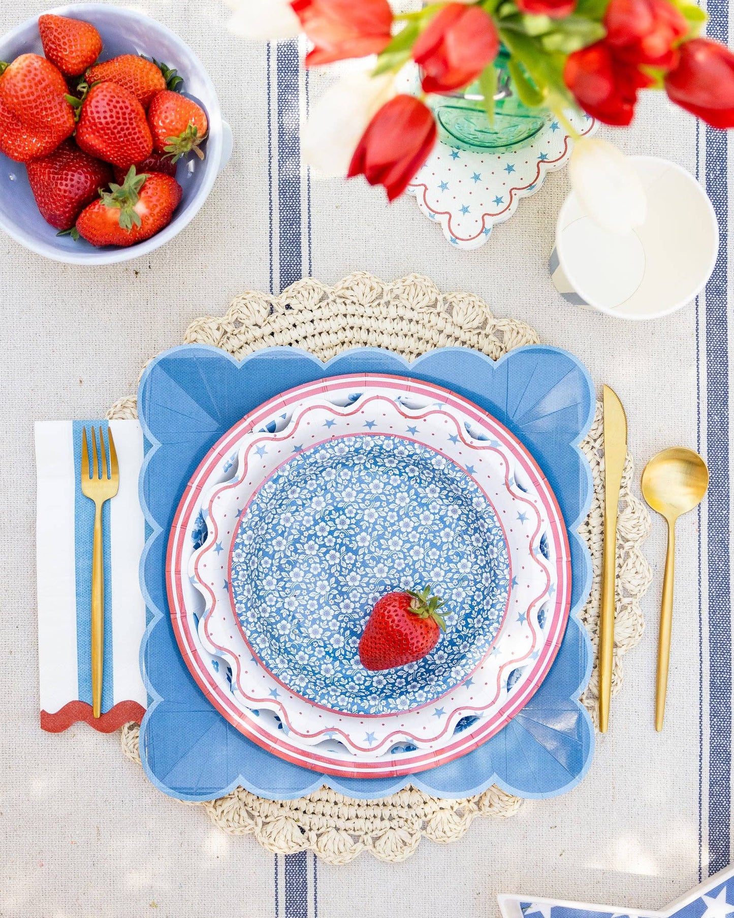 Hamptons Petite Stars 9" Paper Plate