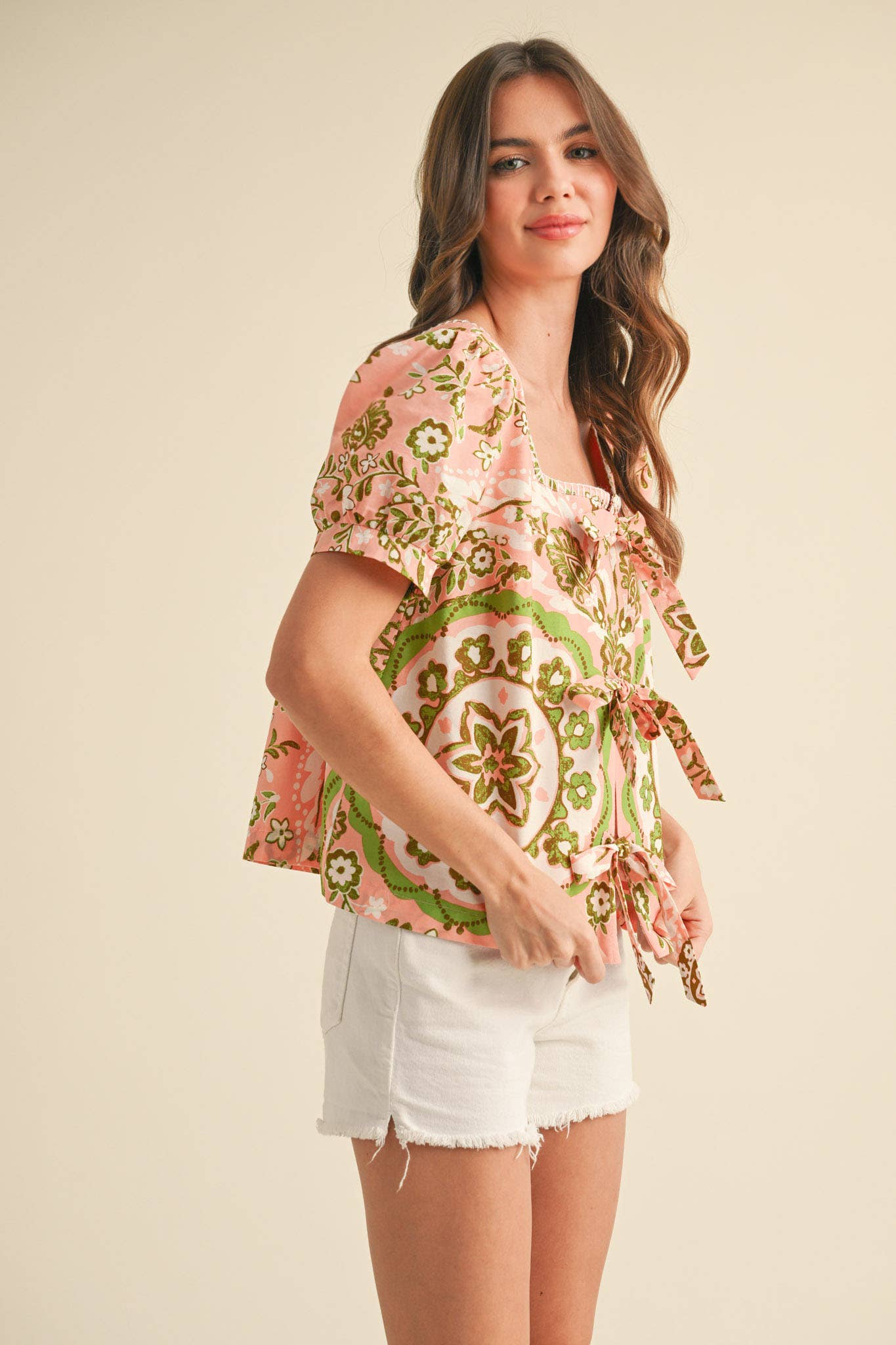 PINK MEDALLION PRINT TIE FRONT PUFF SLEEVE TOP