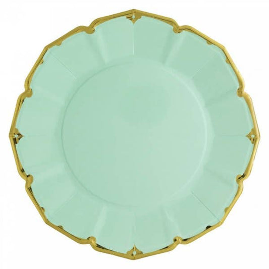 8 Mint Dinner Plates